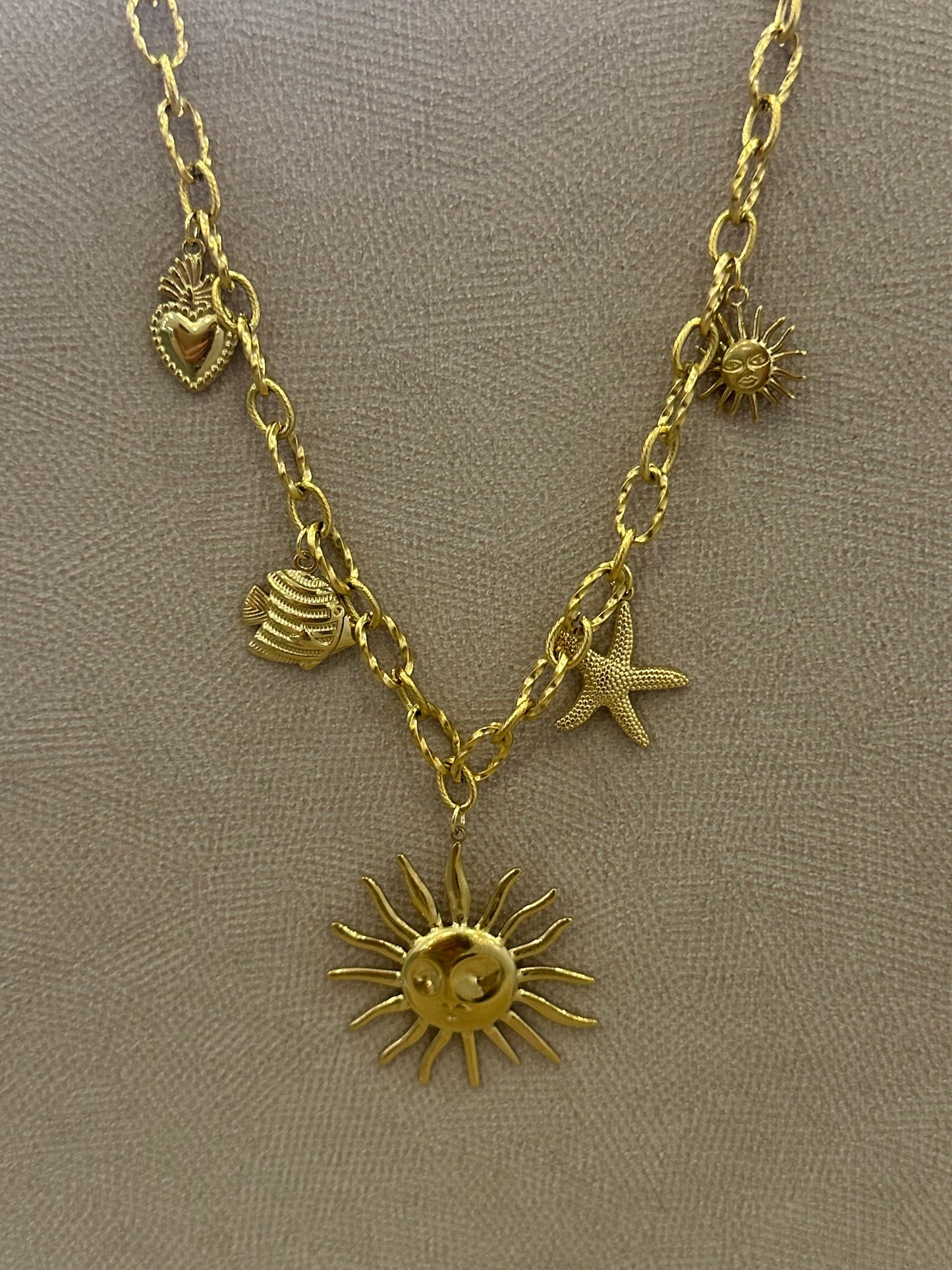 COLLAR VERANO